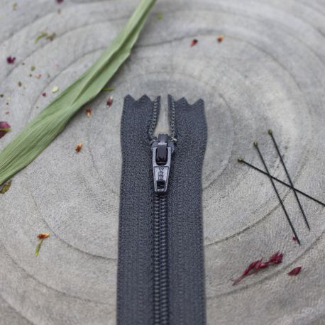 Atelier Brunette Charcoal Zipper