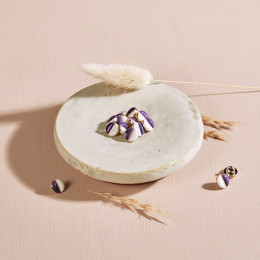 Wink Buttons Off-White - Majestic Purple