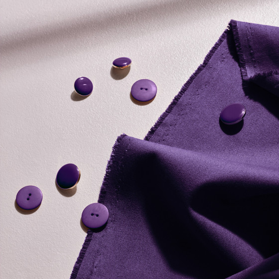 Tissu "Gabardine Light Majestic Purple"