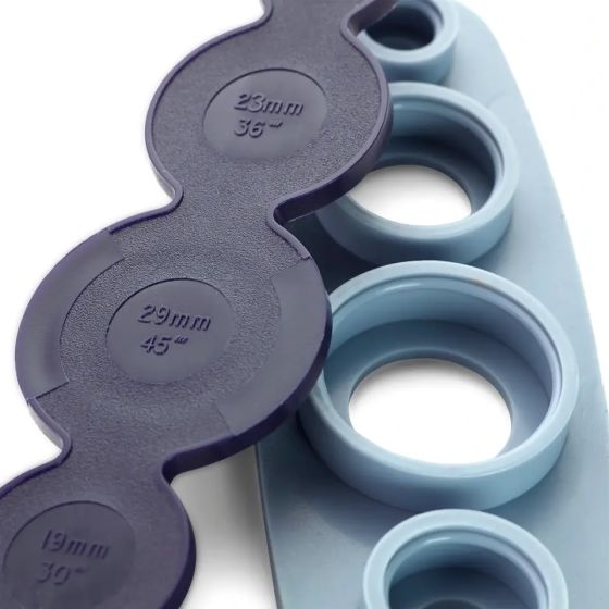 Outil universel pour recouvrir les boutons - prym