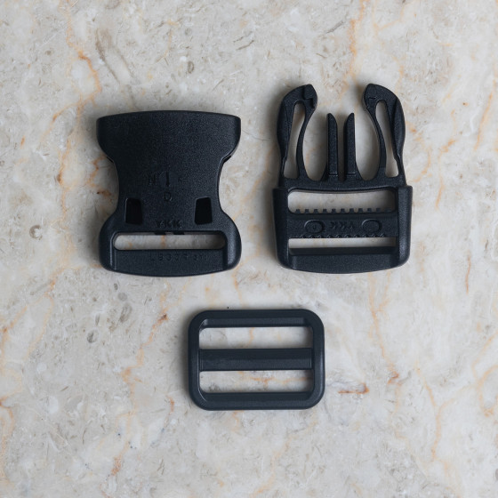 Buckle clips 30 mm - black